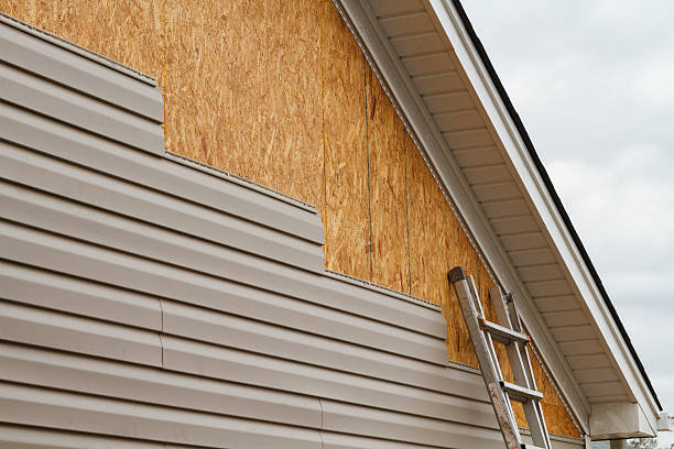 24/7 Emergency Vinyl Siding experts in Pinecliffe, CO